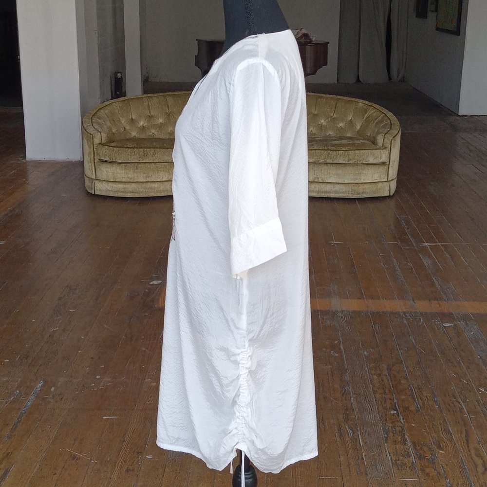 ELF White with black embroidery tunic top - Picture 5 of 9